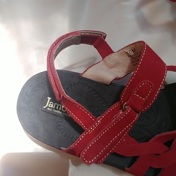 Jambu sandles - Picture 3 of 3